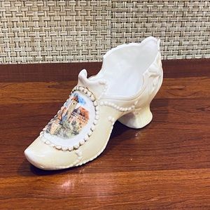 🌟HP🌟ANTQ 1900s German Village Lady Slipper Figurine